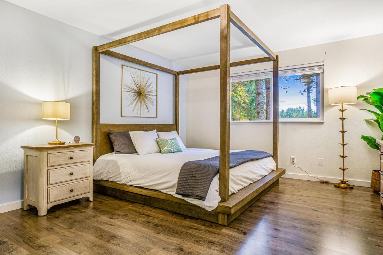 Rocky Point Retreat Villa Bremerton Bagian luar foto